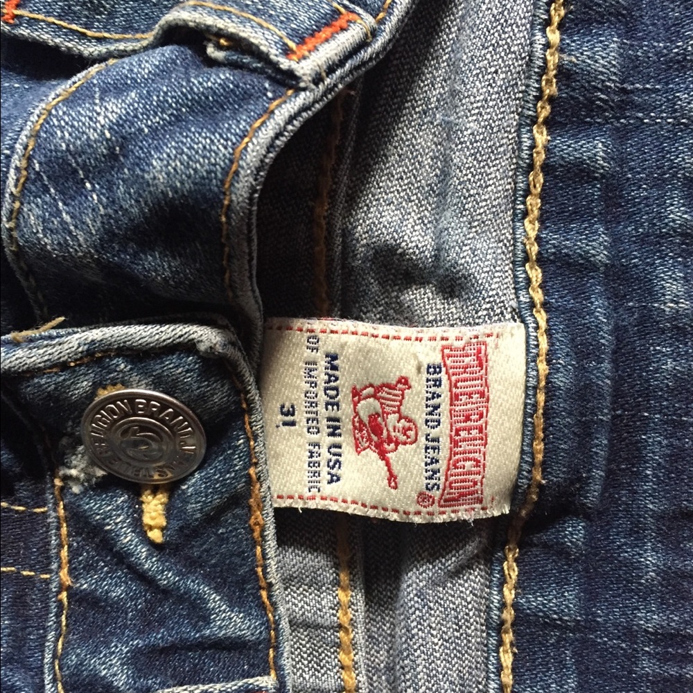 GAVE AWAY..no longer available True Religion jeans